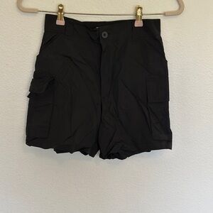 Social Tourist Shorts